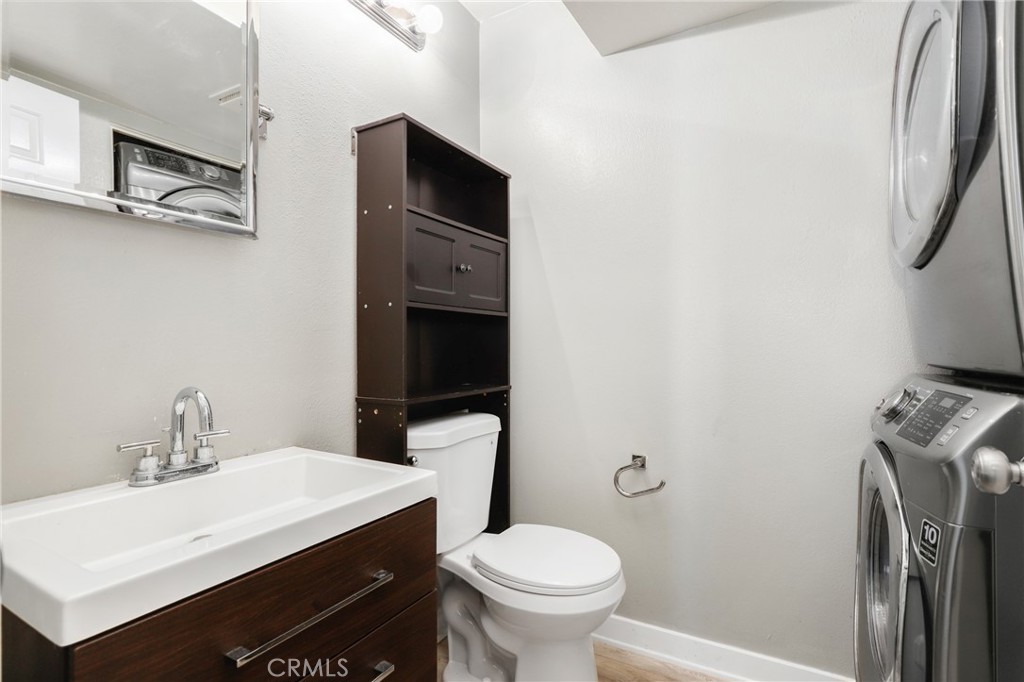 1101 Packers Circle 8