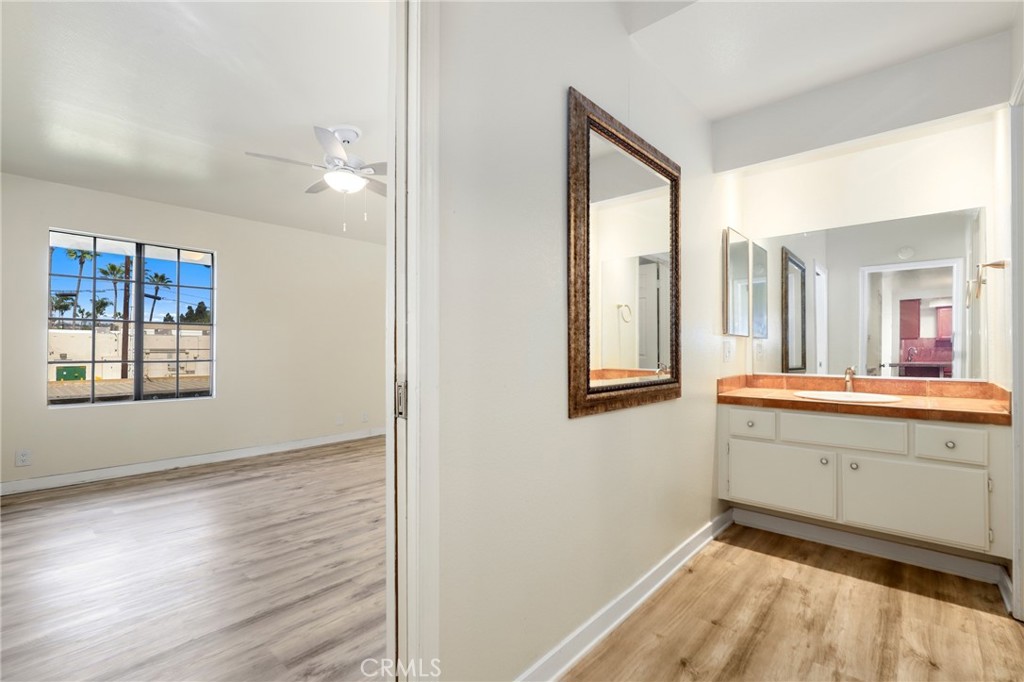 1101 Packers Circle 8