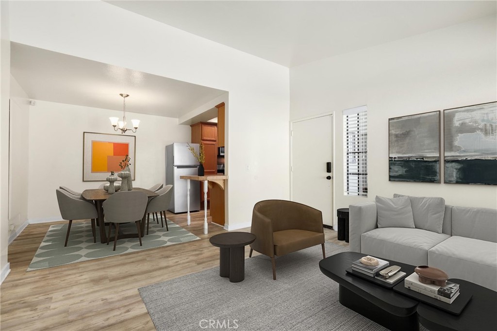 1101 Packers Circle 8