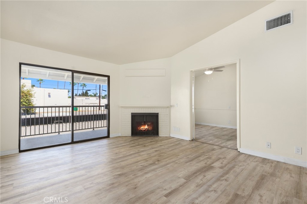 1101 Packers Circle 8