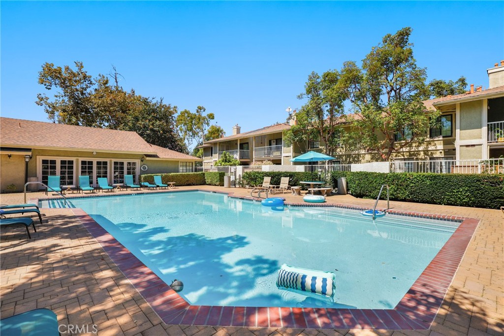 1101 Packers Circle 8