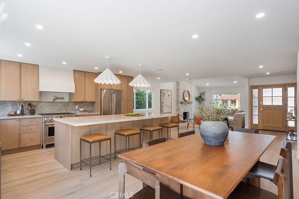 1079 Visalia Drive
