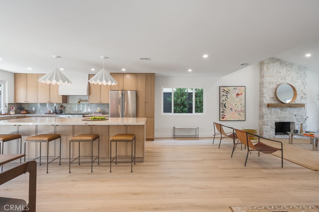 1079 Visalia Drive