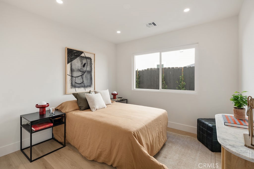 1079 Visalia Drive