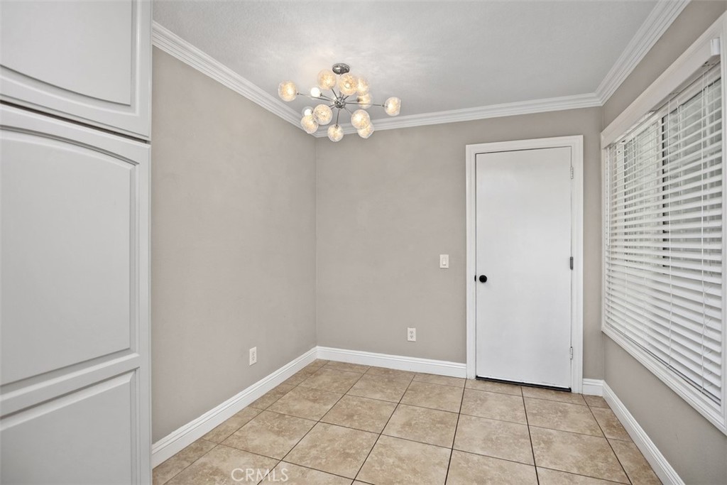 25162 Chestnutwood 47