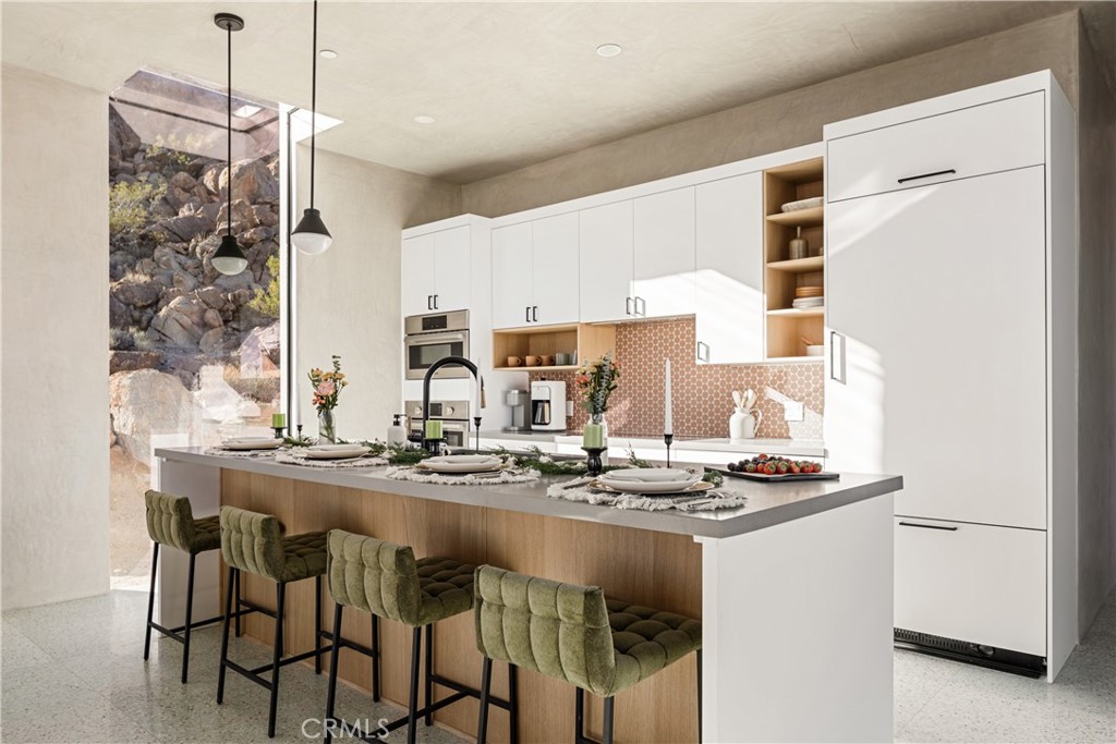 1824 Mountain Shadow Road