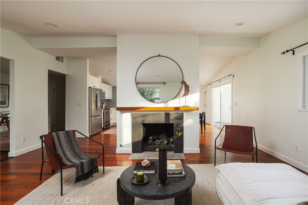 3133 Bermuda Dr