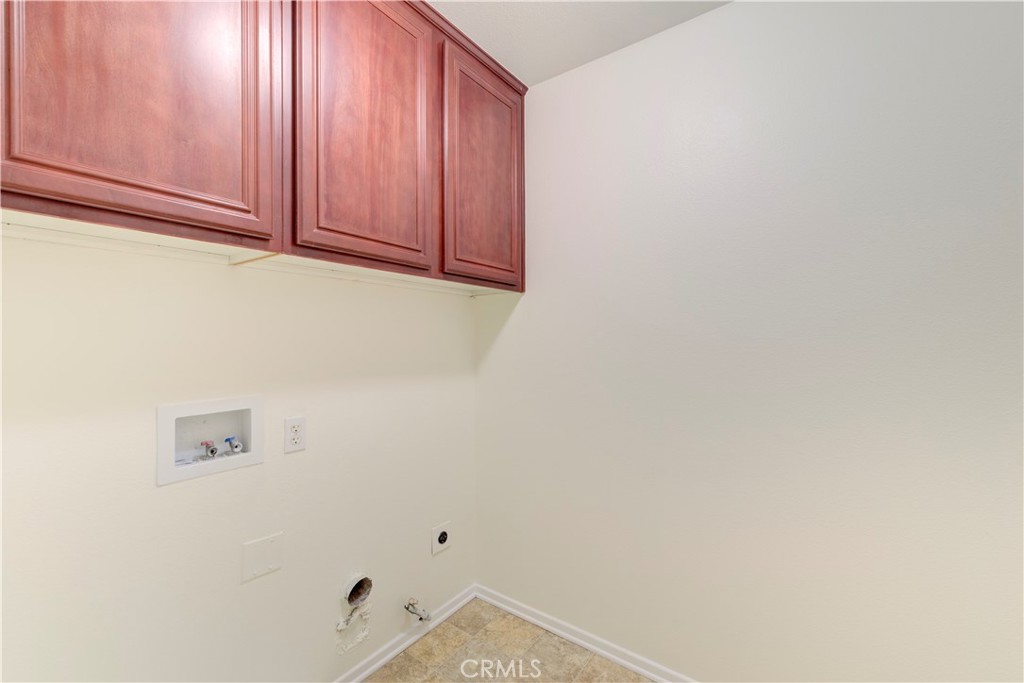 87 Three Vines Court