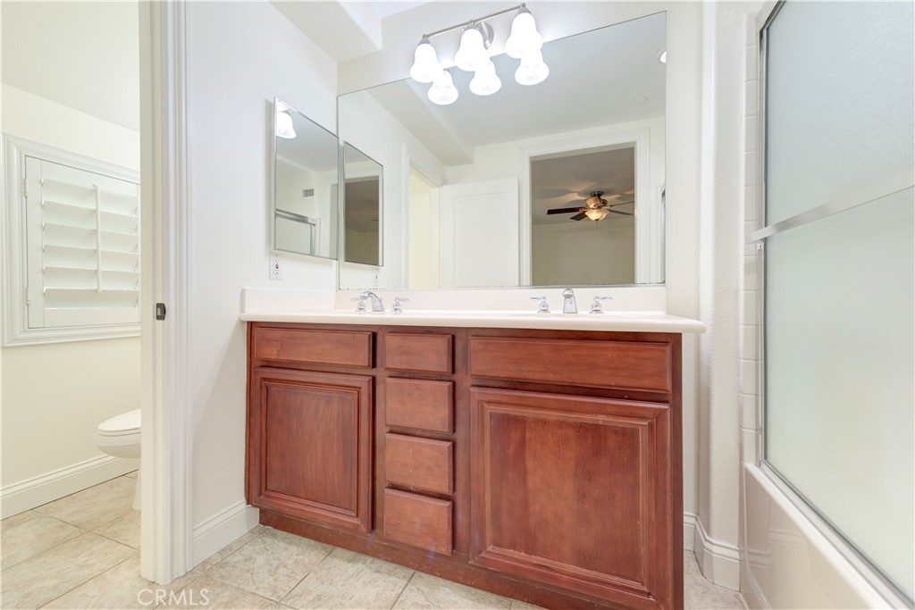 87 Three Vines Court