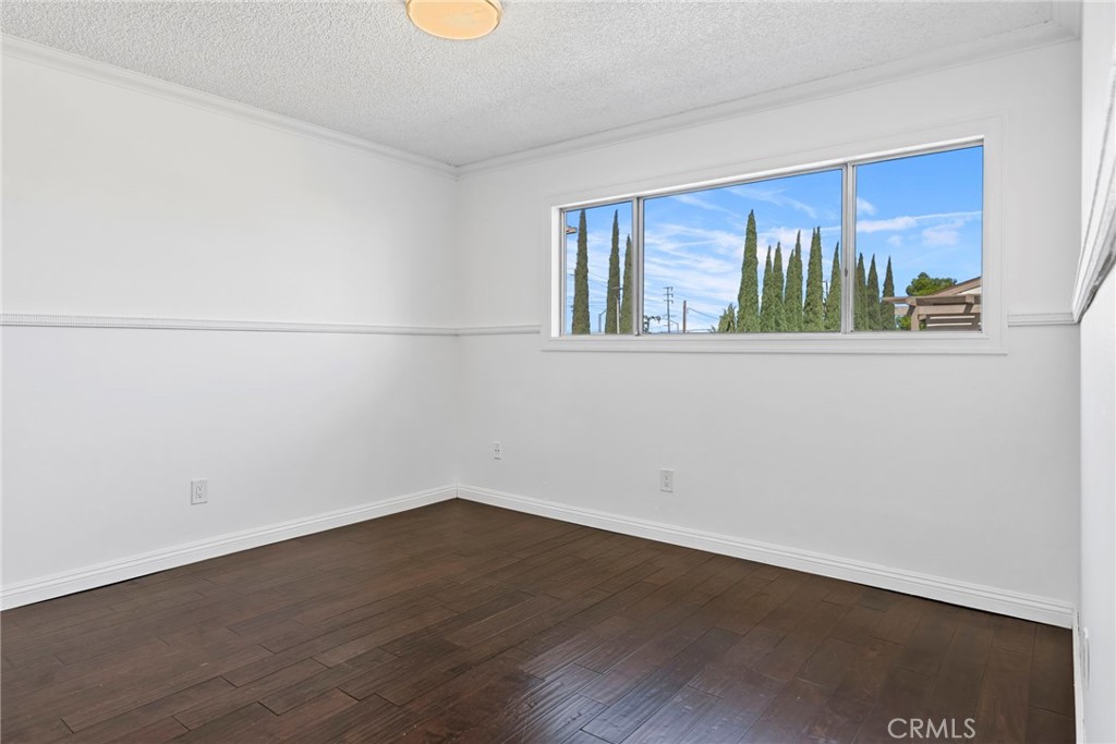 5112 W 1st C
