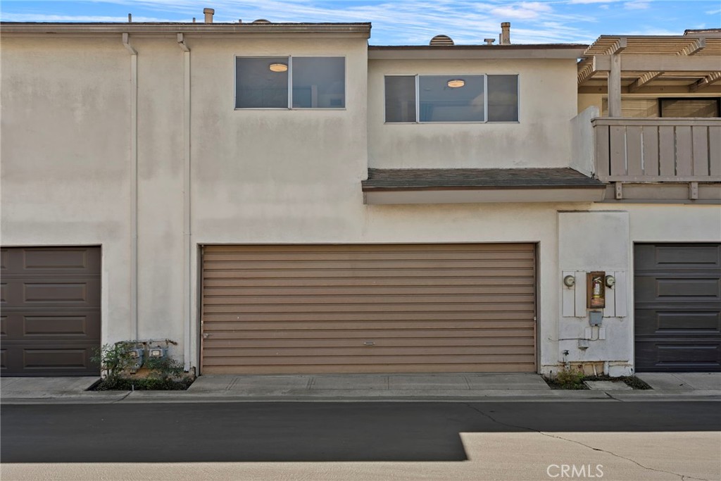 5112 W 1st C