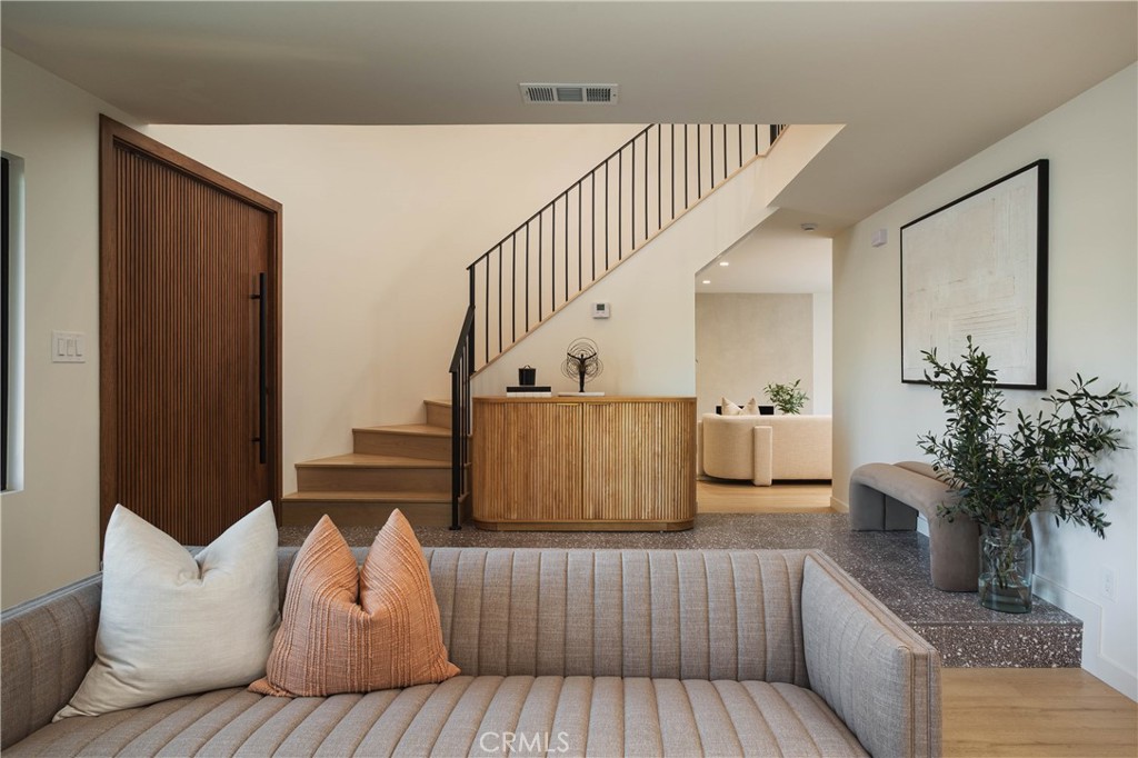 19321 Manor Point Circle