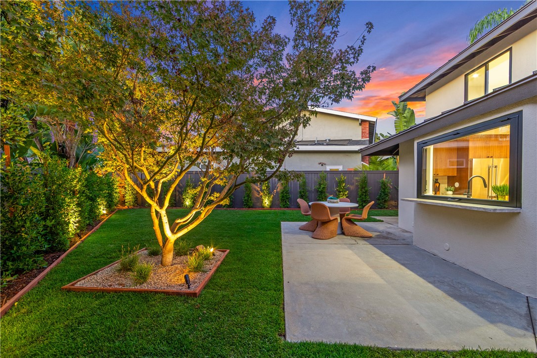 19321 Manor Point Circle