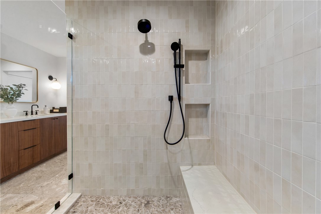 19321 Manor Point Circle