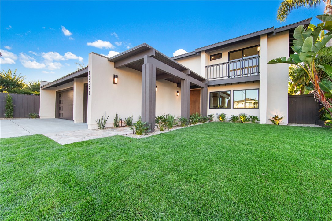 19321 Manor Point Circle