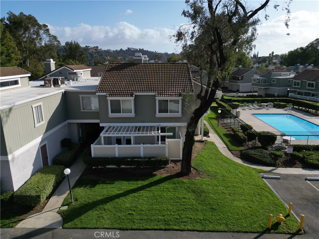 700 Golden Springs A