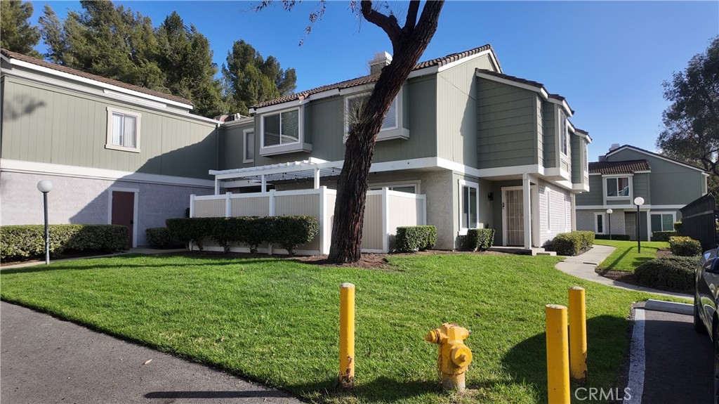 700 Golden Springs A