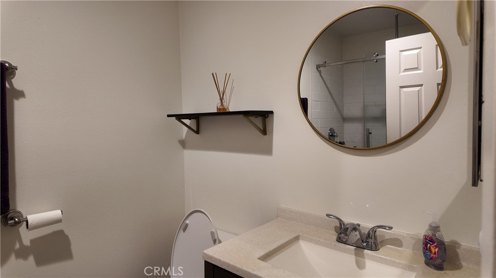 700 Golden Springs A