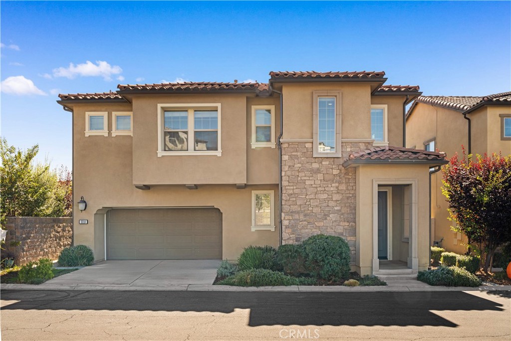 2218 Arroyo Trabuco