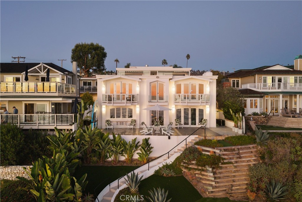 1337 Gaviota Dr