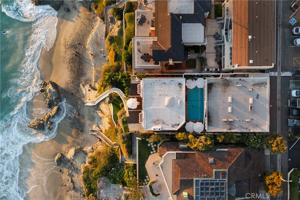 1337 Gaviota Dr