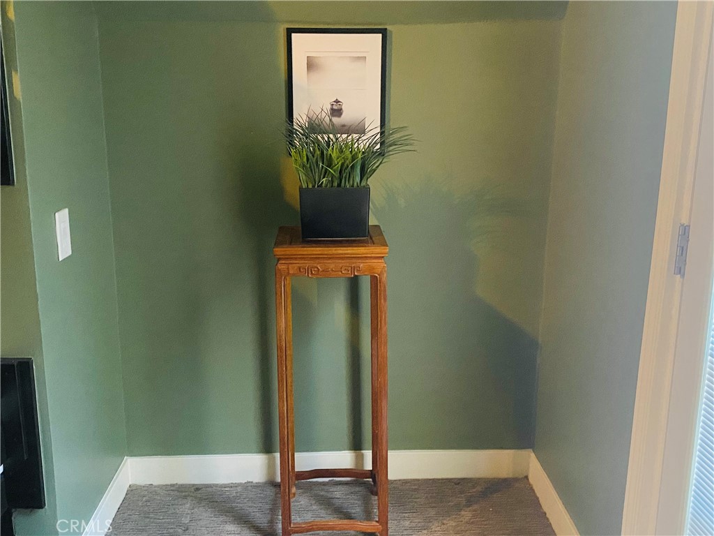 27981 Lakes Edge Road