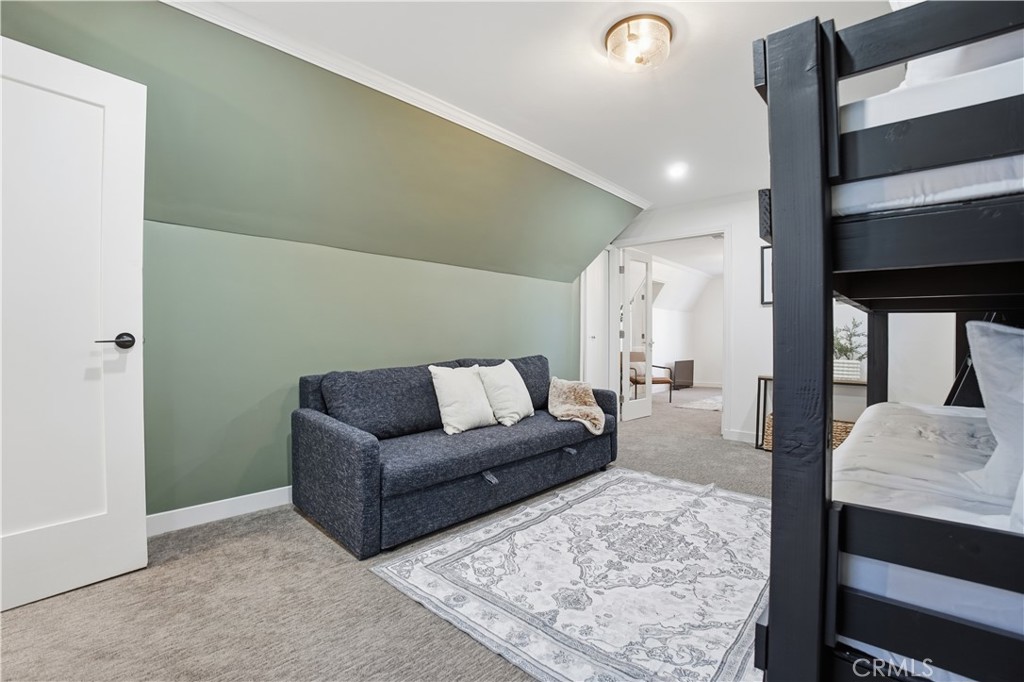 27981 Lakes Edge Road