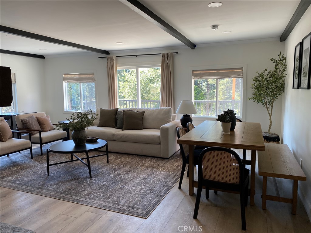 27981 Lakes Edge Road