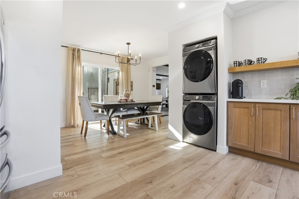 27981 Lakes Edge Road