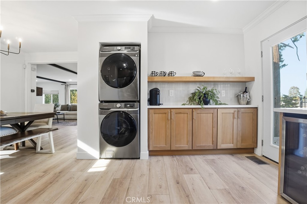 27981 Lakes Edge Road