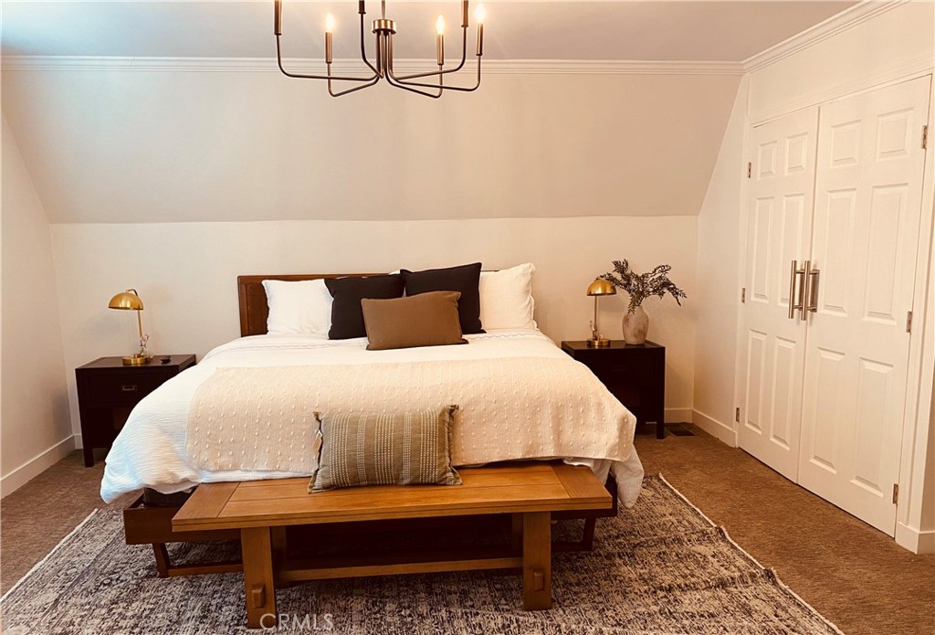 27981 Lakes Edge Road