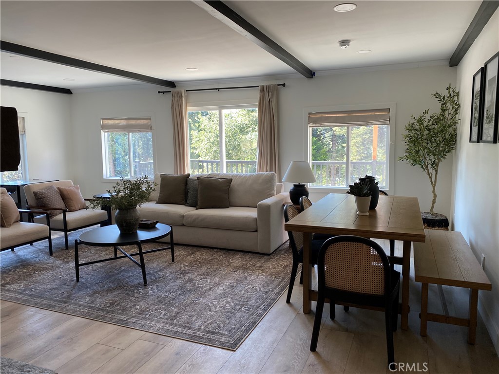 27981 Lakes Edge Road