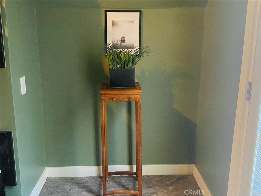 27981 Lakes Edge Road