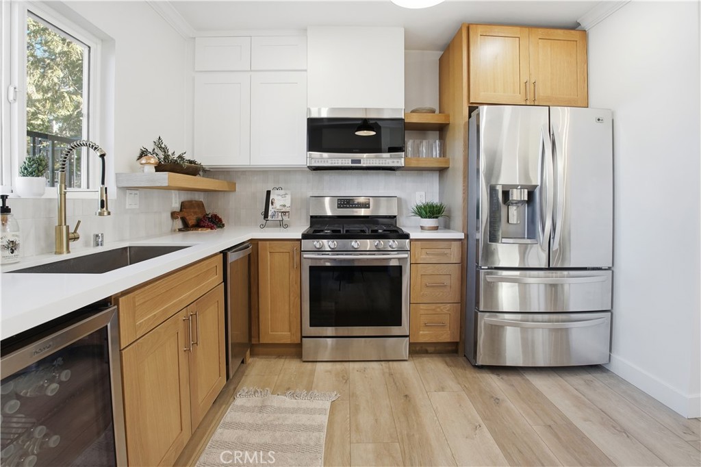 27981 Lakes Edge Road