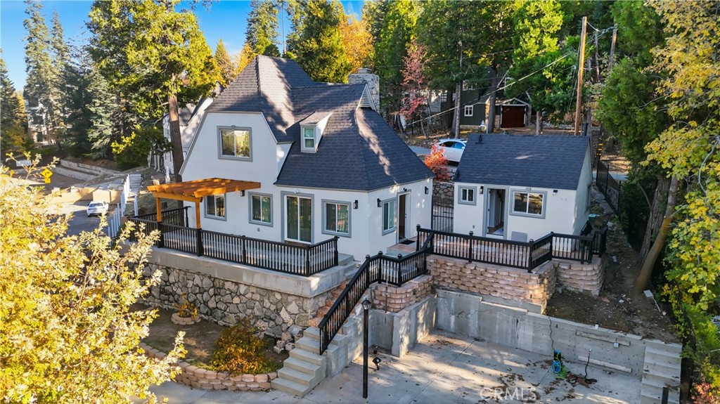 27981 Lakes Edge Road