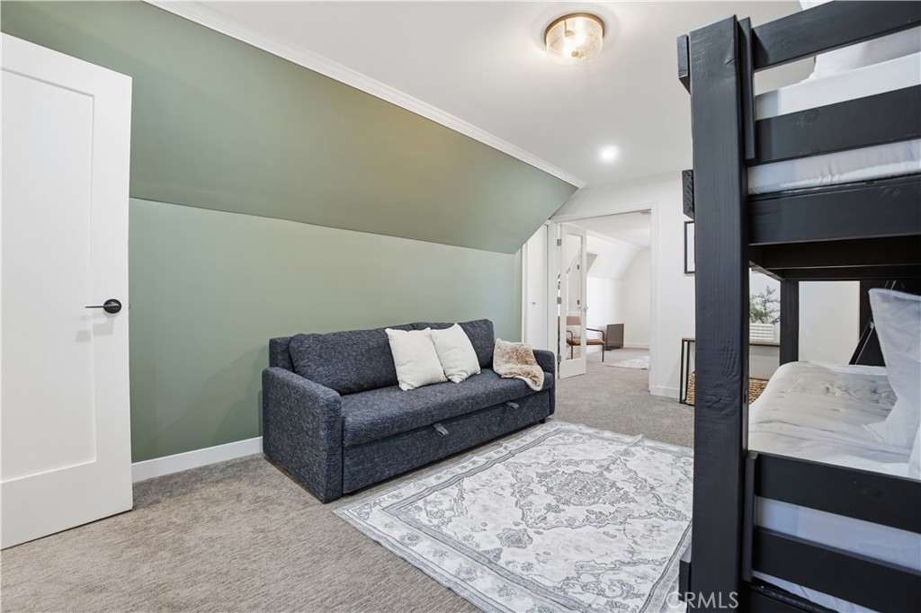 27981 Lakes Edge Road