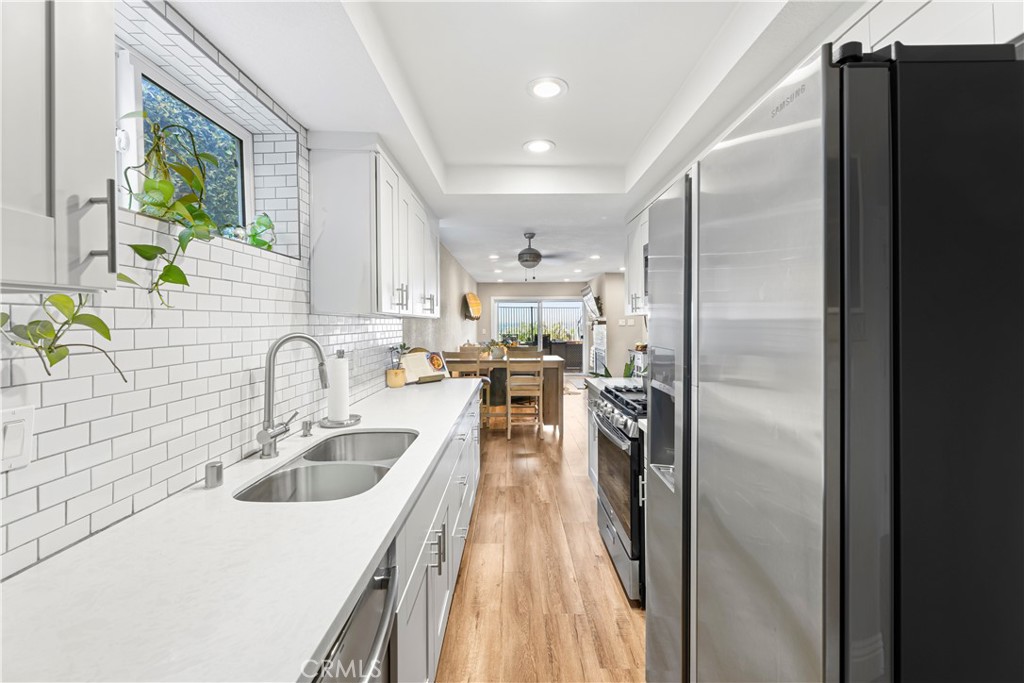 2205 Pacific Avenue 101