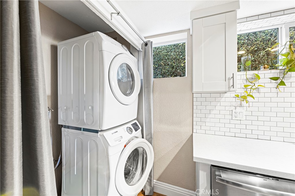 2205 Pacific Avenue 101