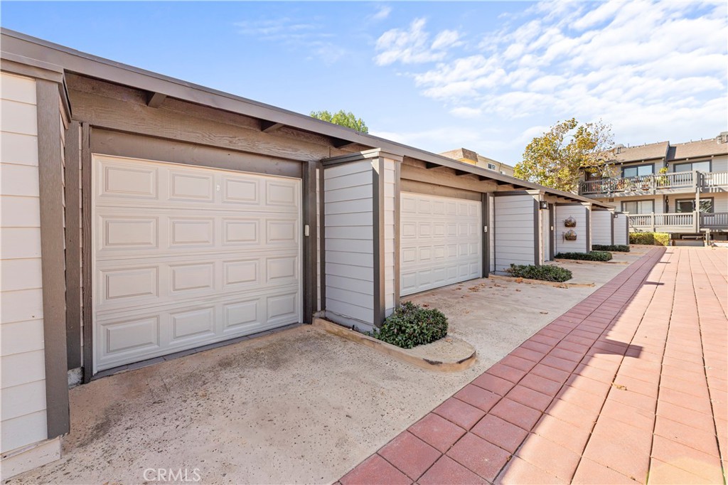 2205 Pacific Avenue 101