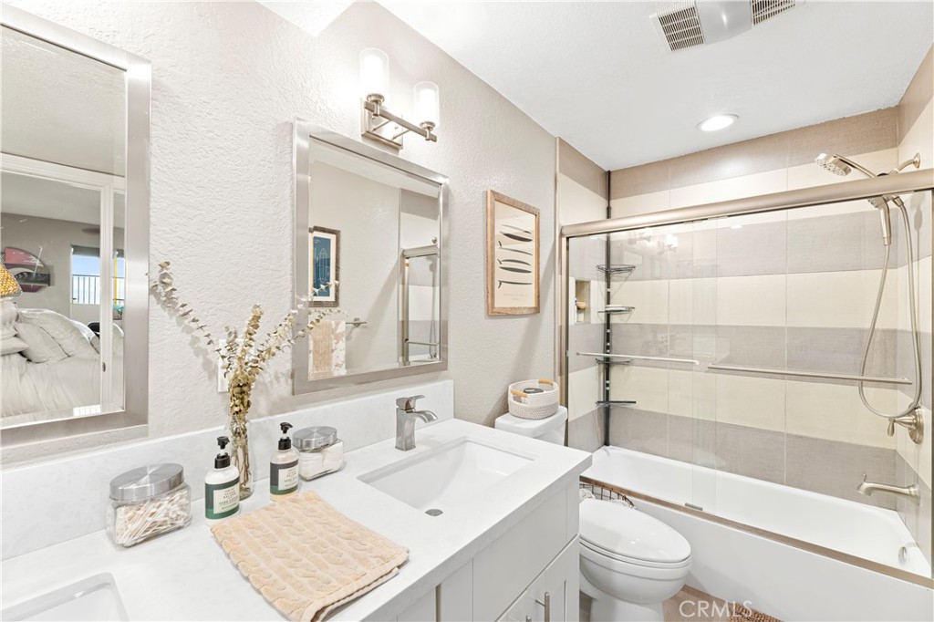 2205 Pacific Avenue 101