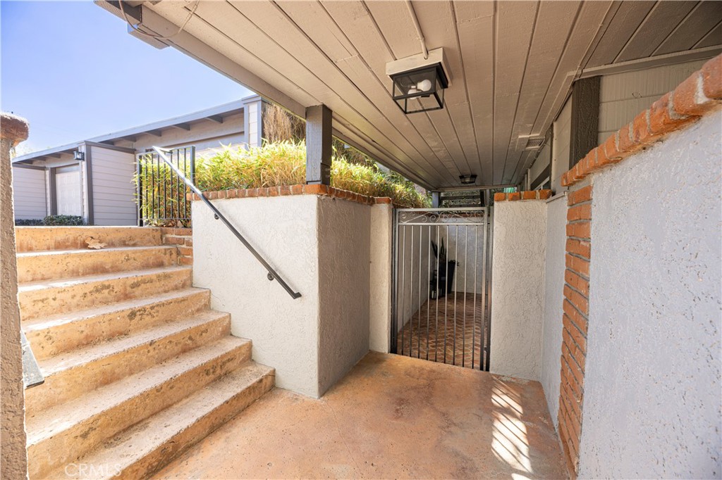 2205 Pacific Avenue 101