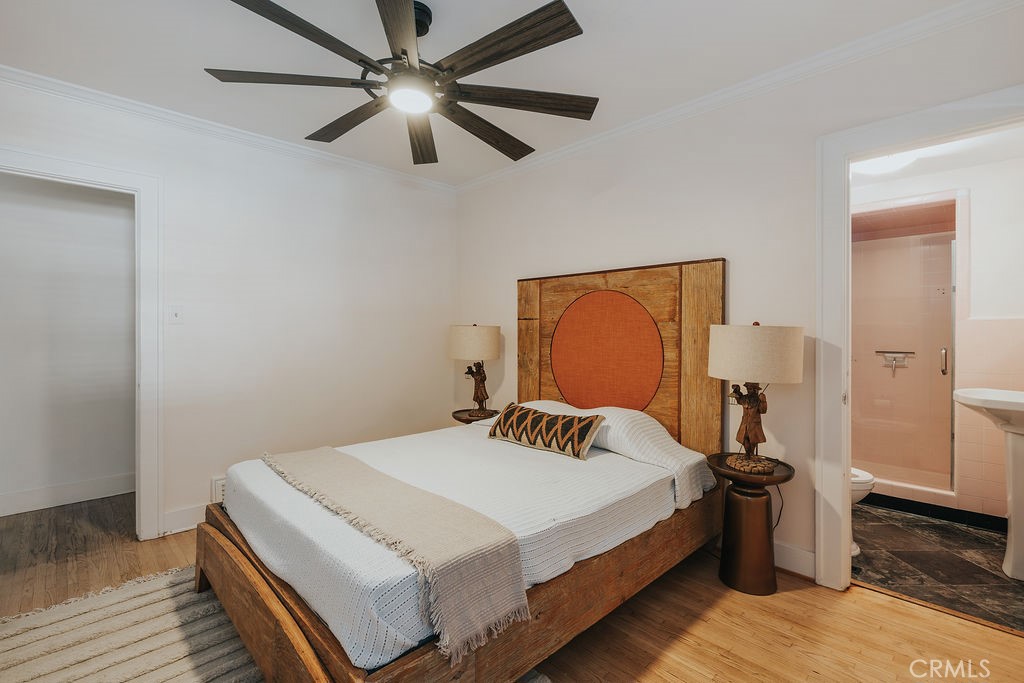 521 W Whiting Avenue