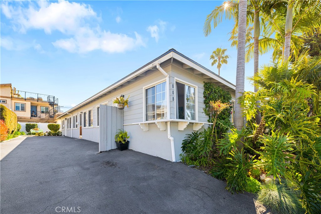 808 Buena Vista