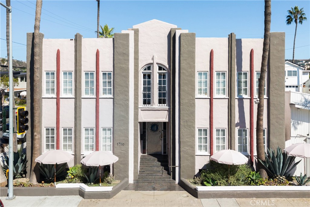 1316 S Coast