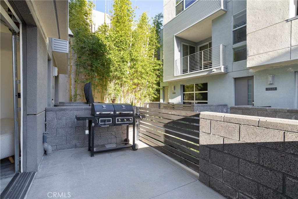 1532 Maxwell Way