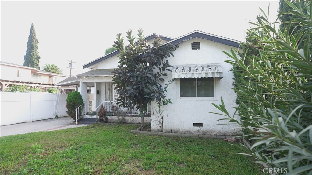 214 E 92nd