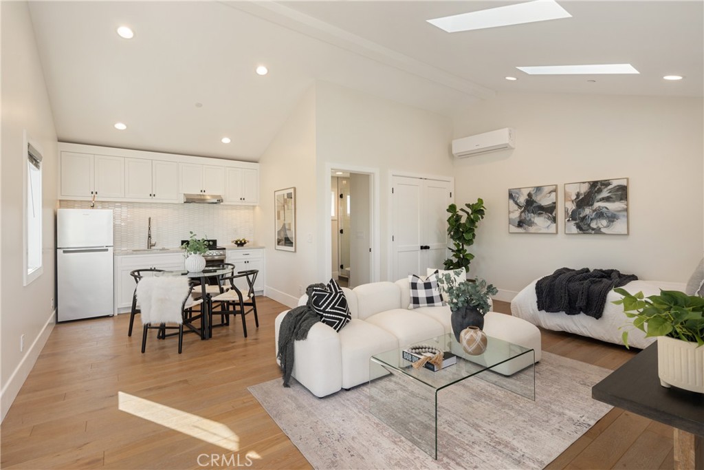 430 Fullerton Avenue