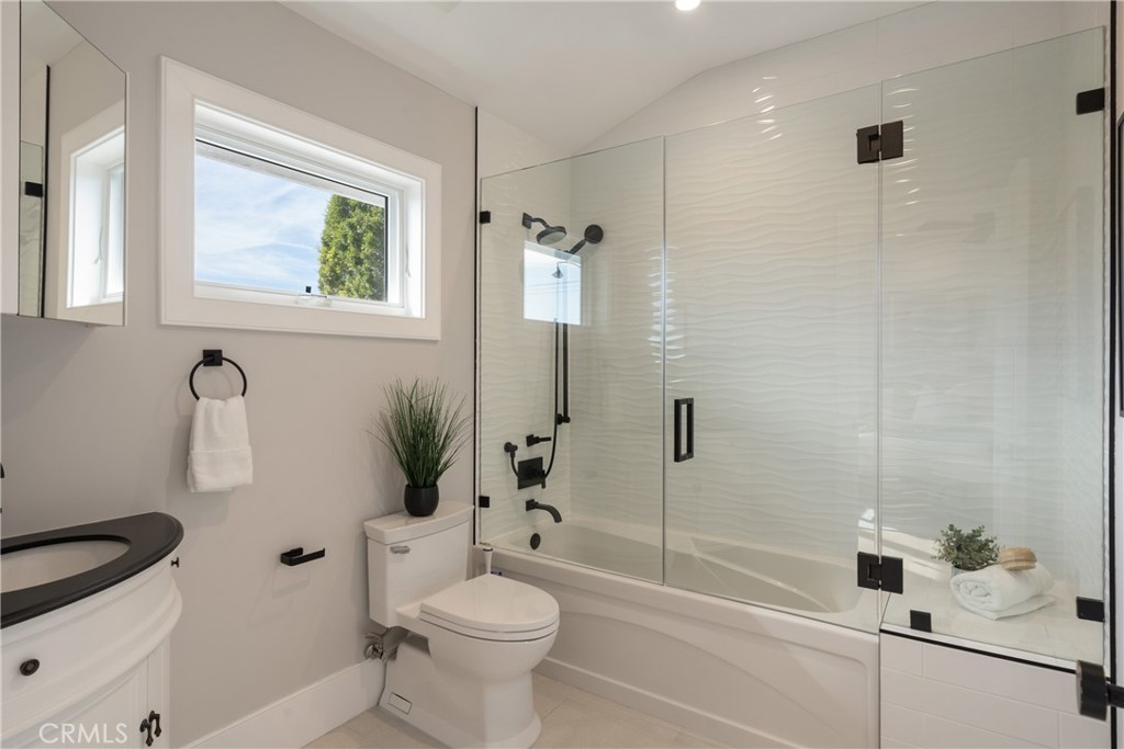 430 Fullerton Avenue