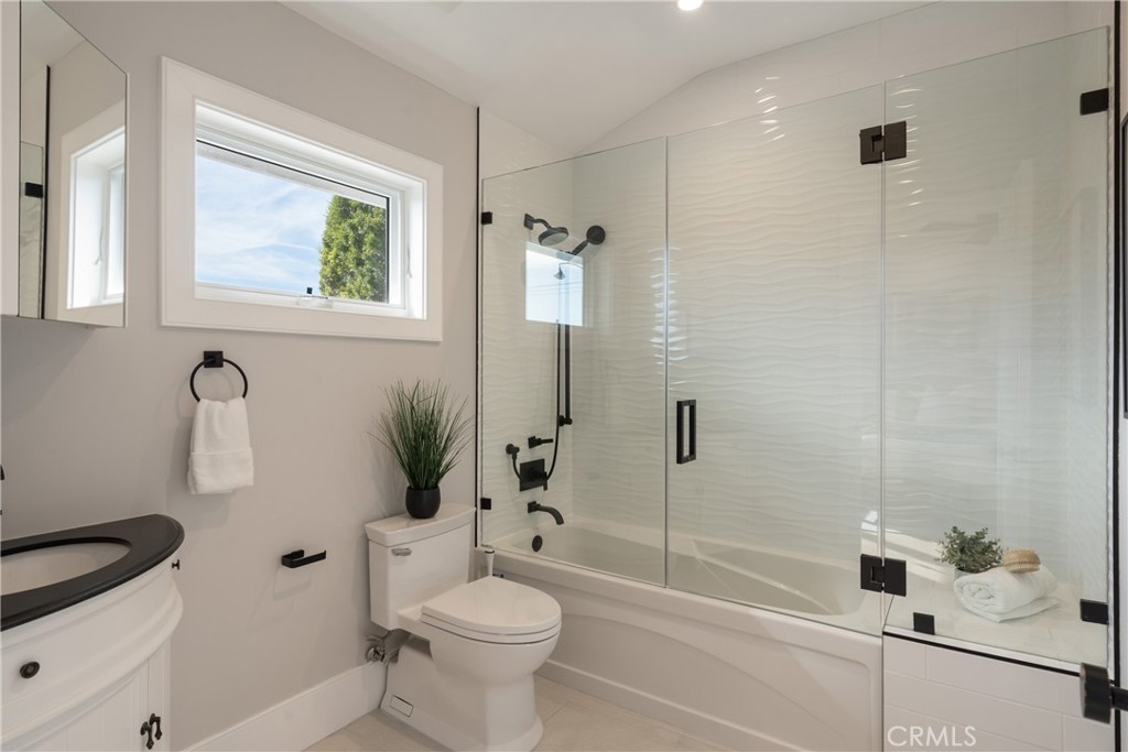 430 Fullerton Avenue