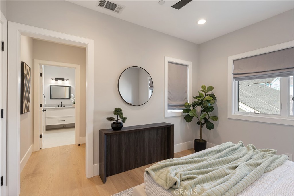 430 Fullerton Avenue